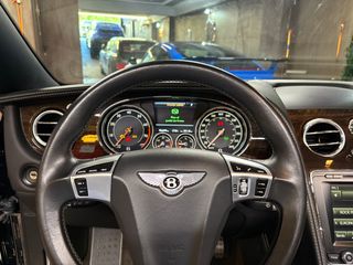 Bentley Continental GTC V8