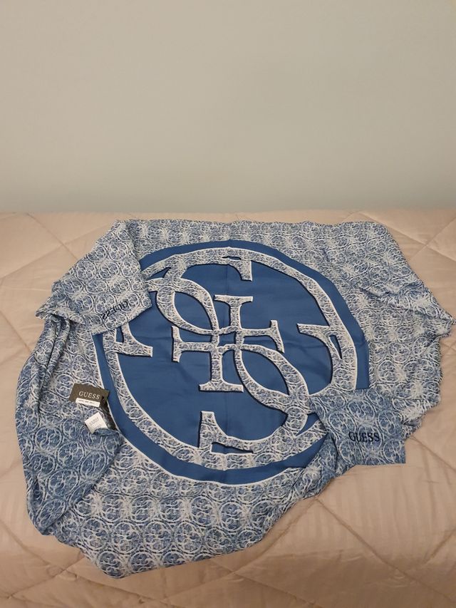 Foulard blu Guess
