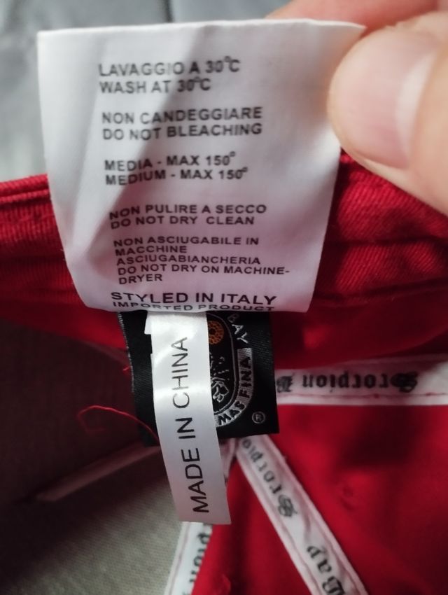 Cappellino Scorpion Bay, bellissimo, taglia unica.