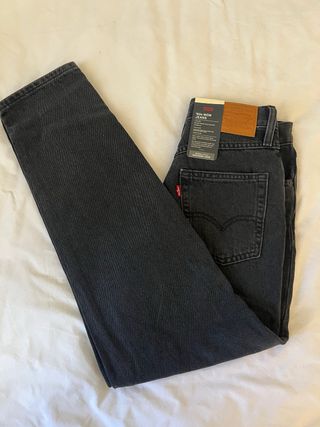 Levi’s original jean negro  80 mom jean