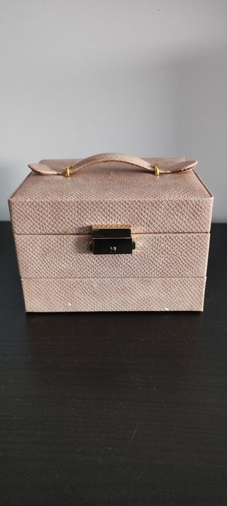 Joyero rosa 