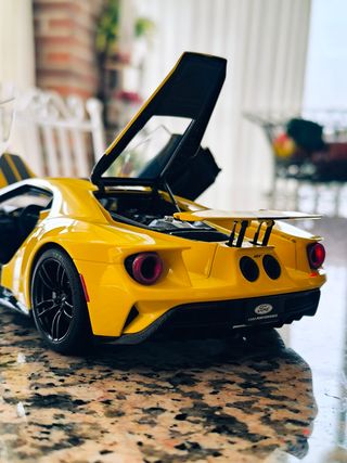 1:18 Ford GT, AutoArt