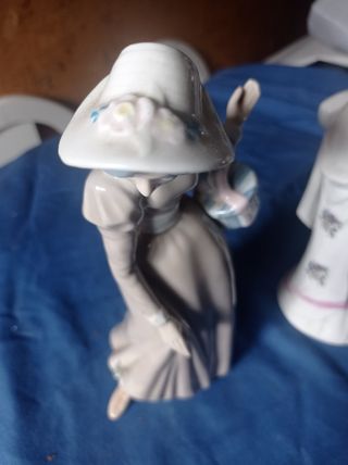Figura de porcelana fina de Casades.