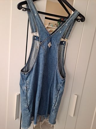 Peto vaquero corto Pull and Bear