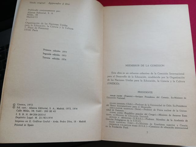 "APRENDER A SER", EDGAR FAURE y otros