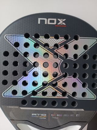 Pala pádel agustín tapia 2025