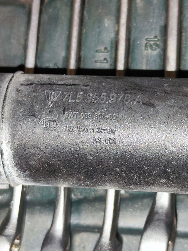 Lava faros Porsche cayane