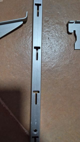 ESTANTERIA DE ALUMINIO