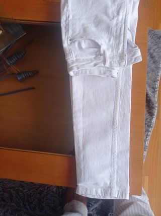 Pantalón blanco