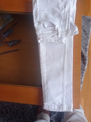 Pantalón blanco