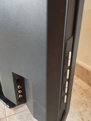 Television Philips 32" + adaptador TDT