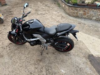 Kawasaki Z750 2010