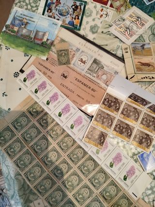 Lote de sellos variados