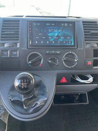 Volkswagen Transporter T5 2004