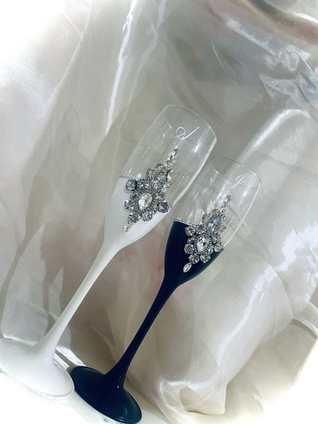 Copas decoradas.Vestido de novia,copas boda