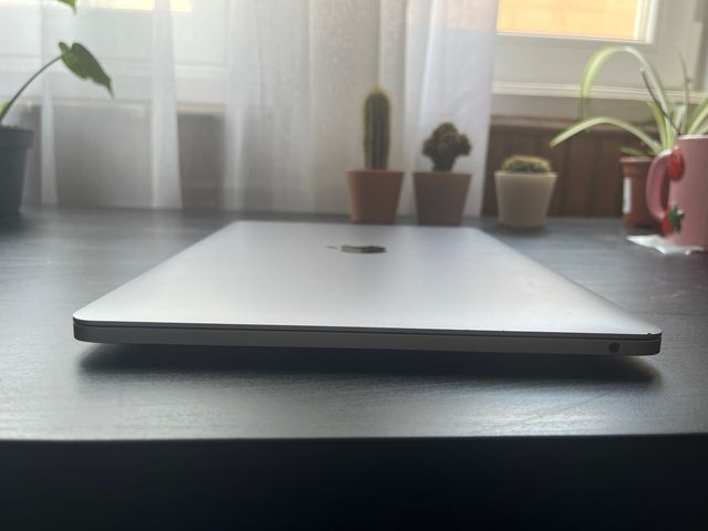 MacBook Pro 13” M1 2020