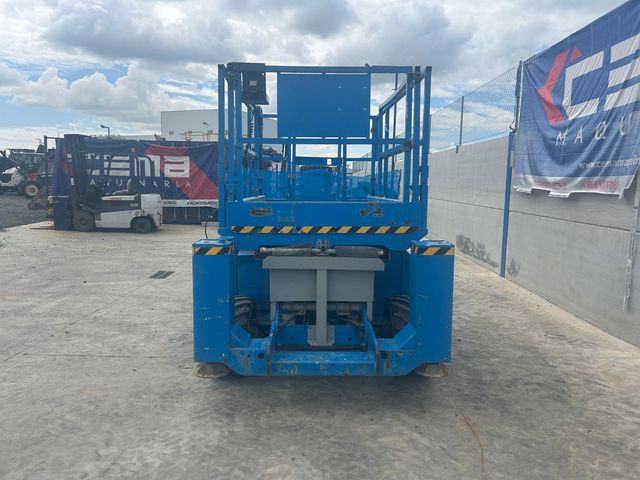 PLATAFORMA DE TIJERAS DIESEL GENIE GS-2668