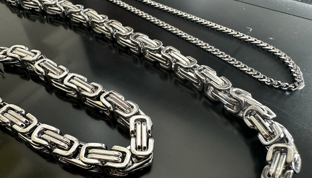 Cadena y pulsesra King + regalo