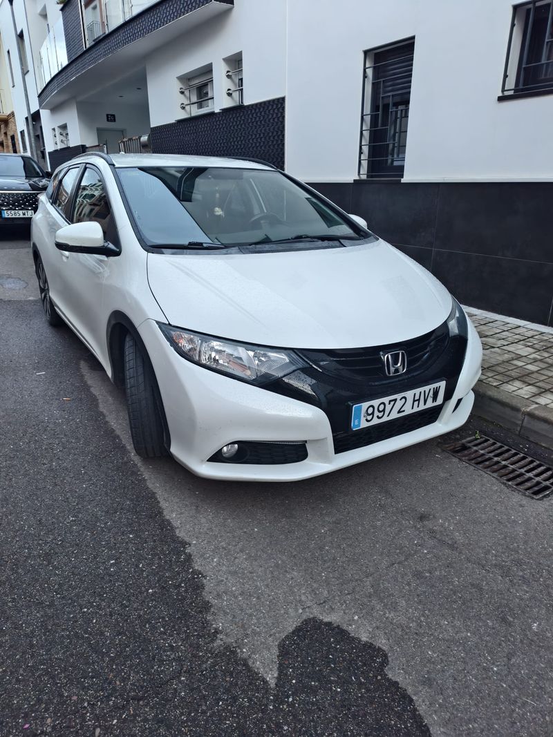 HONDA CIVIC TOURER 1.6 i-dtec 120cv - foto 1