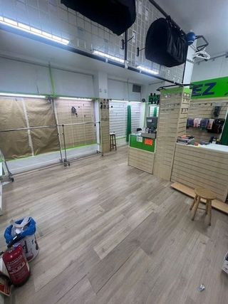 Local comercial en venta en Zarzaquemada en Leganés