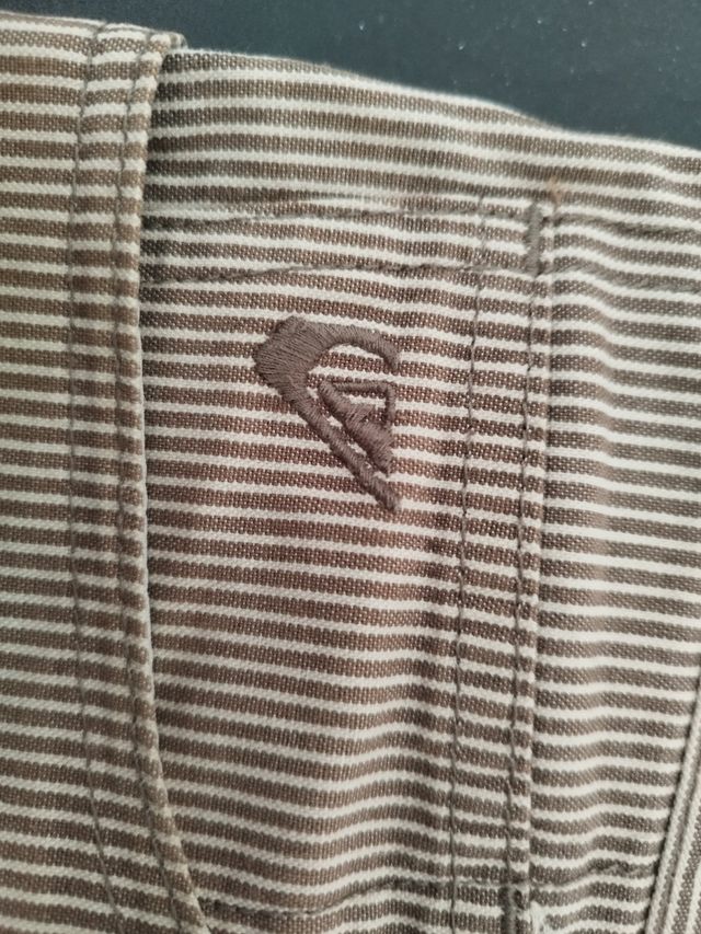 Quiksilver pantalones cortos hombre, talla 32