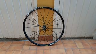 Llantas Ultralight y Mavic