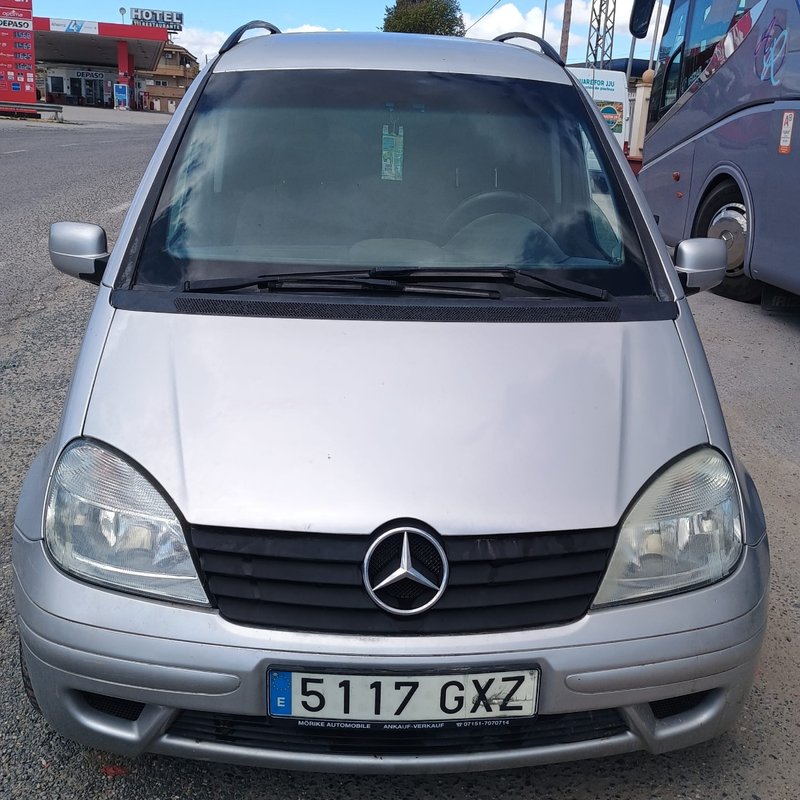 Mercedes-Benz Vaneo 2004 - foto 1
