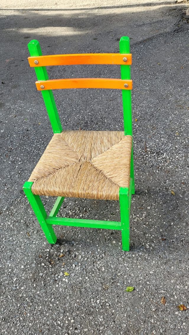 Sillas de madera y anea