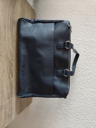 Bolso azul Stradivarius 