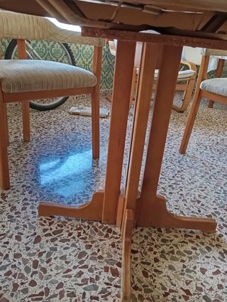 Mesa redonda extensible