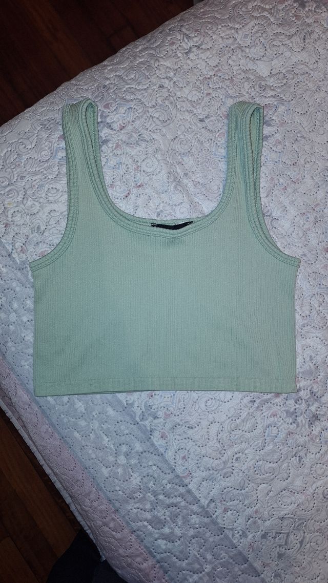 Dos tops por 3 euros