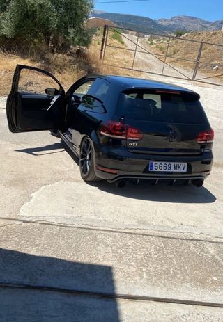 volkswagen golf gti edicion adidas  golf gti 2012