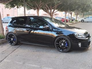 volkswagen golf gti edicion adidas  golf gti 2012