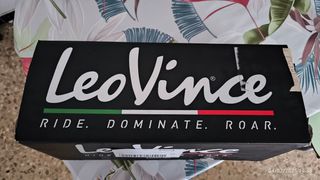 Escape LeoVince GP Corsa CARBONIO -Honda