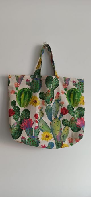 Bolsa de tela hecha a mano