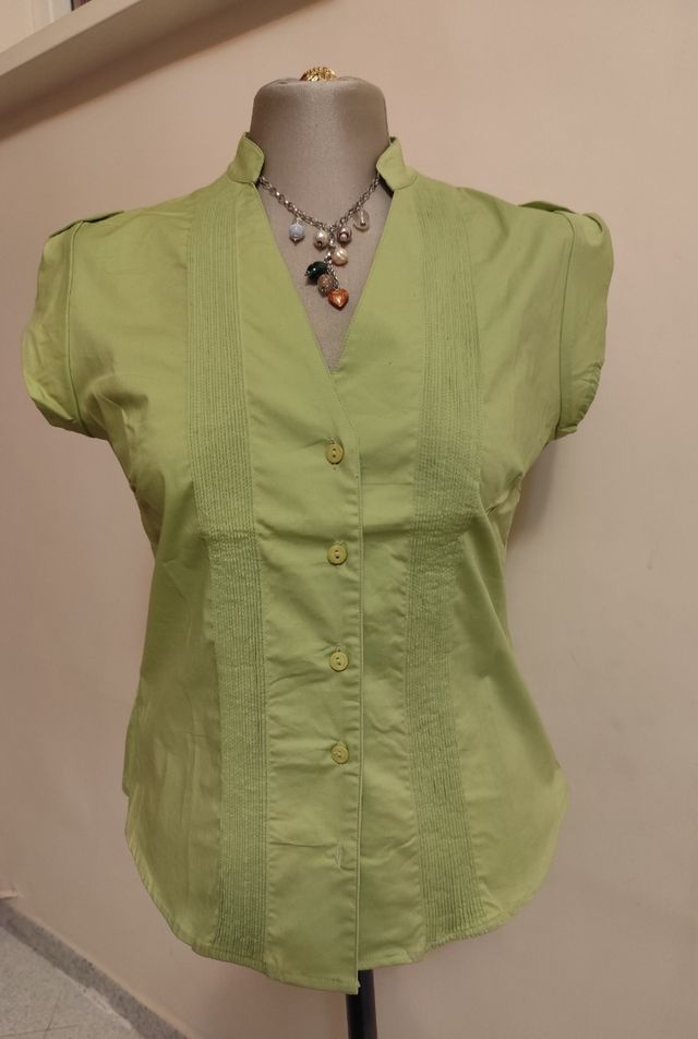 Camicia in cotone verde pistacchio , nuova