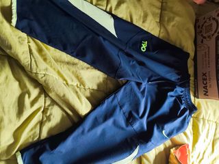 Pantalón chándal media rodilla Nike t90