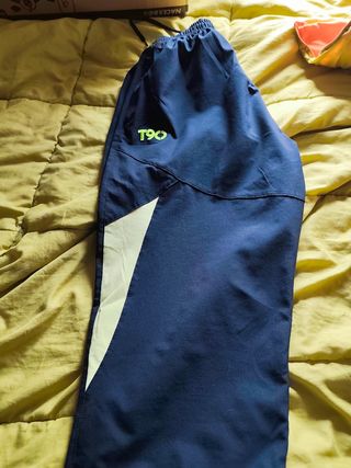 Pantalón chándal media rodilla Nike t90