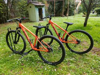 2 Bici Focus Whistler 3.5 29”. 1 Bici euro 400