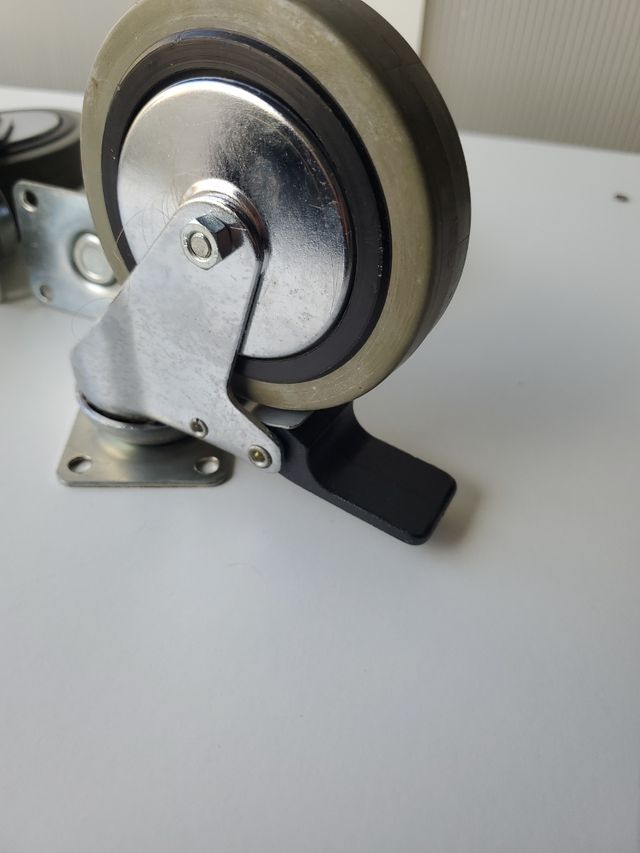 4 ruedas con freno giratorias industriales 