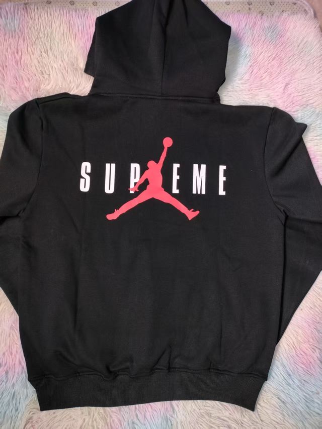 Sudadera Jordan x Supreme