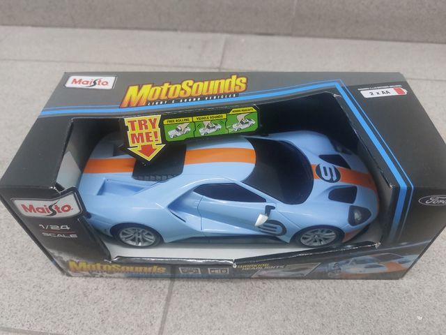 Ford GT escala 1:24 con luz y sonido 