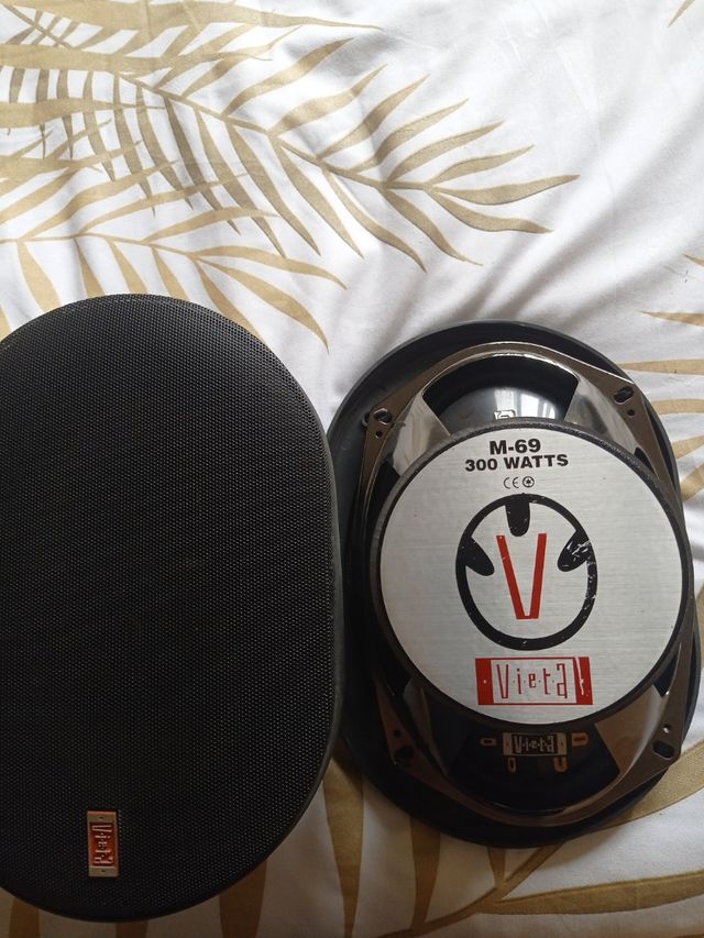 ALTAVOCES VIETTA M-69 300 WATTS