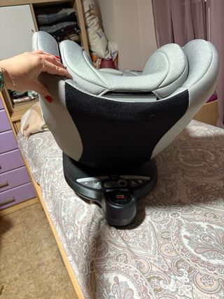 Silla de bebé para coche JOIE como NUEVA