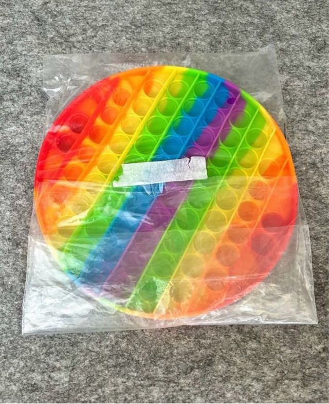 2 BRINQUEDOS SENSORIAIS POP/IT