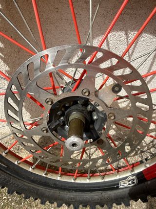 Rueda delantera enduro 