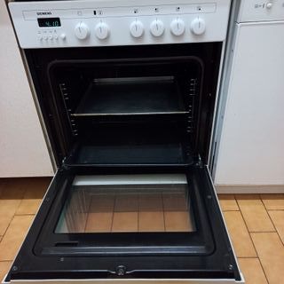 ✨ Horno empotrable Siemens en busca de nuevo chef!
