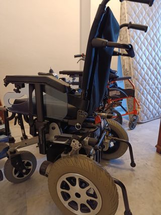 Silla de ruedas eléctrica