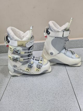 BOTAS DE SKY Atomic 