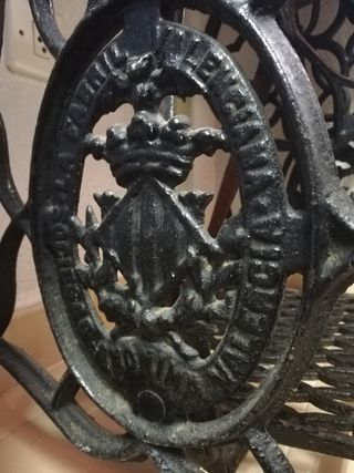 Maquina de coser Antigua Fabril Valenciana